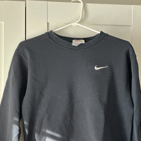 (SOLD) Nike Black Swoosh Crewneck - Picture 2 of 6